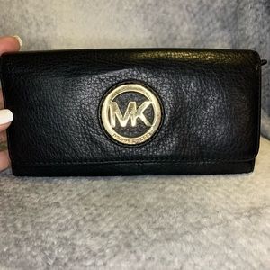 MICHAEL KORS Leather Continental Wallet